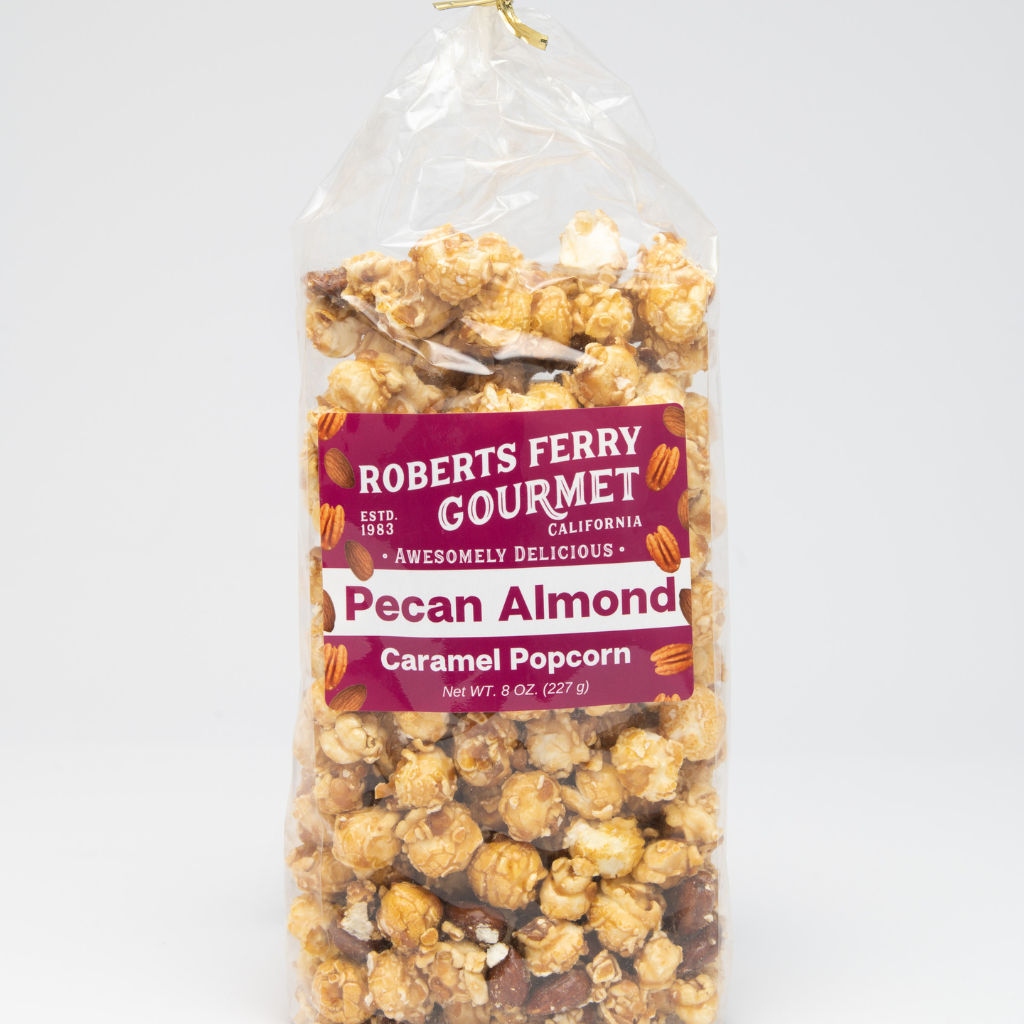 Pecan Almond Caramel Popcorn 8 oz.