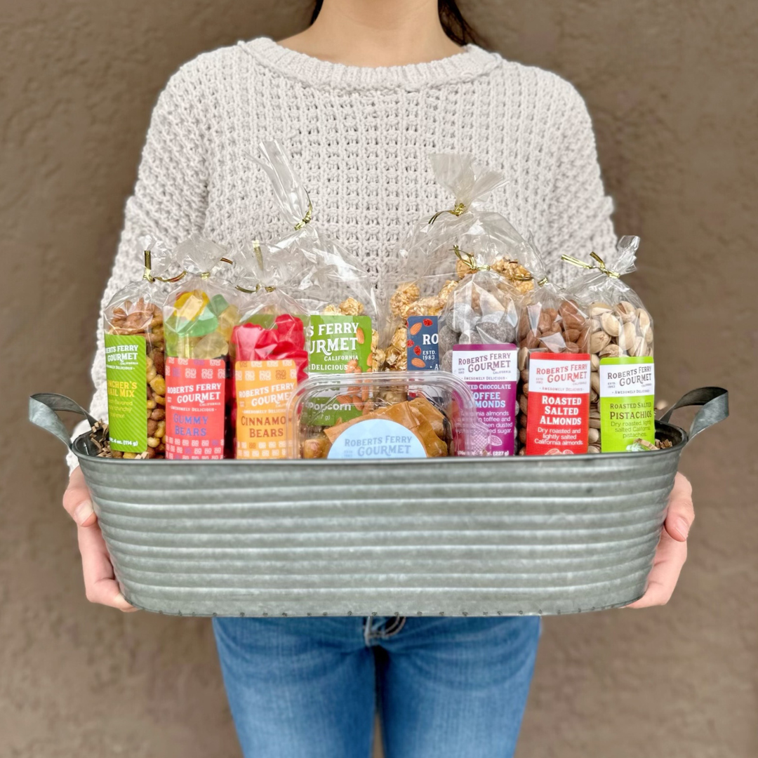 Country Store Gift Basket - Medium